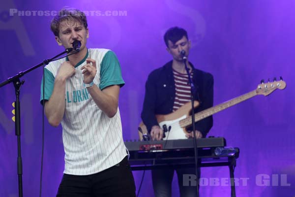 GLASS ANIMALS - 2015-08-29 - SAINT CLOUD - Domaine National - Scene Pression Live - David Algernon Bayley - Edmund Irwin-Singer 